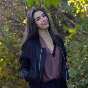 Meet your Posher, Lena